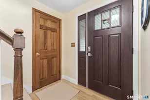 9 Banks Rd, Simsbury, CT 06070 - Photo 7