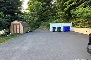243 Porter St, Watertown, CT 06795 - Photo 7