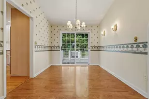 2 Brocketts Ln, Branford, CT 06405 - Photo 9