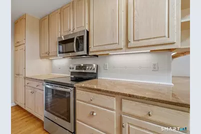2 Brocketts Lane, Branford, CT 06405 - Photo 17