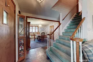 31 Holly St, Waterbury, CT 06706 - Photo 5