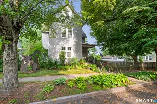 598 High St, Middletown, CT 06457 - Photo 27