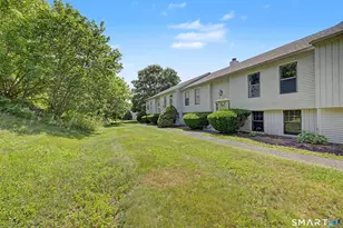 37 Aspetuck Vlg, New Milford, CT 06776 - Photo 11