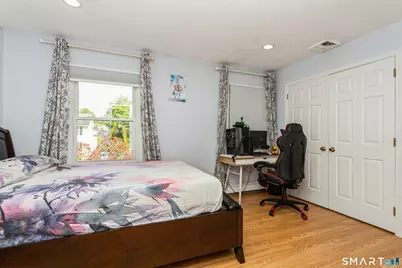 32 Sherwood Place #32, Fairfield, CT 06890 - Photo 11