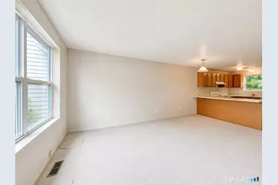 11 Holly Lane #11, Glastonbury, CT 06033 - Photo 5