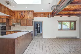 65 Side Hill Rd, Hamden, CT 06517 - Photo 15