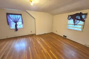 462 Granby St, Hartford, CT 06112 - Photo 21