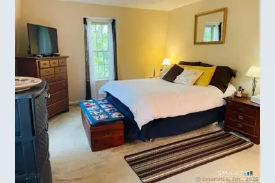 1 Russell Street #20, Middletown, CT 06457 - Photo 3