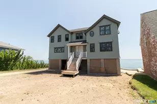 88 Morgan Ave, East Haven, CT 06512 - Photo 1
