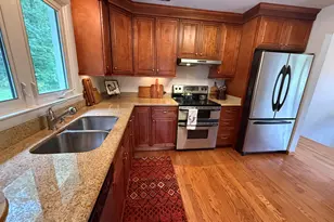 26 Birch Rd, Danbury, CT 06811 - Photo 9