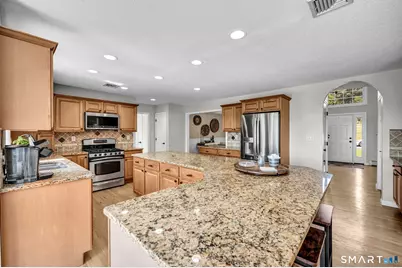132 Debbie Drive, Meriden, CT 06451 - Photo 11