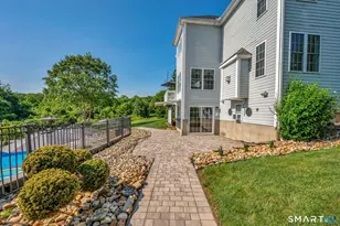 132 Debbie Dr, Meriden, CT 06451 - Photo 39