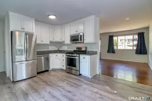 33 Shawondassee Dr, Stonington, CT 06378 - Photo 3