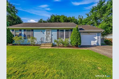 39 Glezen Street, Norwich, CT 06360 - Photo 1
