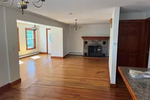 4 S Edgewood Rd, East Lyme, CT 06357 - Photo 3