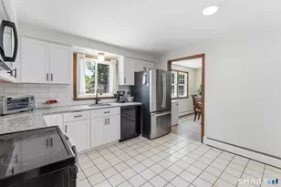 209 Timber Trail, East Hartford, CT 06118 - Photo 3