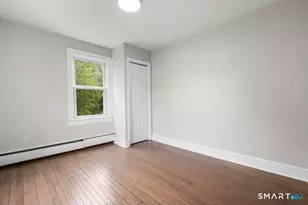 10 Hickory St, Meriden, CT 06451 - Photo 15