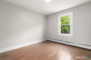 10 Hickory St, Meriden, CT 06451 - Photo 13