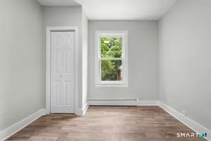10 Hickory St, Meriden, CT 06451 - Photo 7
