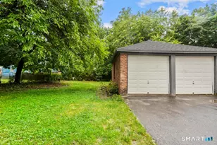 10 Hickory St, Meriden, CT 06451 - Photo 27