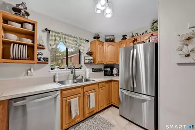 500 Darling Street #21D, Southington, CT 06489 - Photo 3