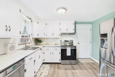 15 Gary Drive, Enfield, CT 06082 - Photo 3