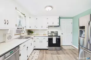 15 Gary Dr, Enfield, CT 06082 - Photo 3