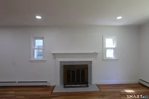 338 Lyme St, Hartford, CT 06112 - Photo 9