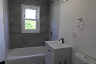 338 Lyme St, Hartford, CT 06112 - Photo 7