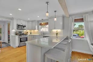 33 Seaside Ave, Guilford, CT 06437 - Photo 7
