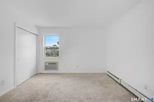 48 Nelson St, Stamford, CT 06902 - Photo 9
