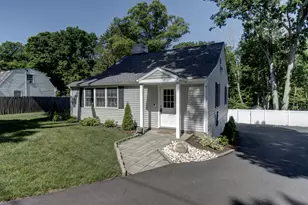 52 Whitney Rd, Columbia, CT 06237 - Photo 3
