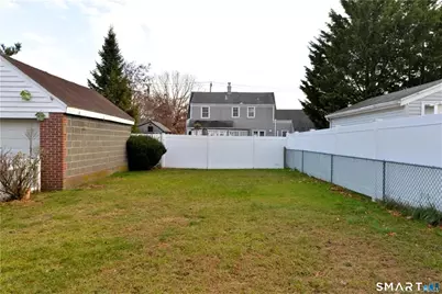 10 Treadwell Street, West Haven, CT 06516 - Photo 15
