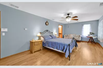 29 Foxwood Road, Trumbull, CT 06611 - Photo 19