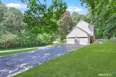 29 Foxwood Road, Trumbull, CT 06611 - Photo 33