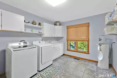 29 Foxwood Road, Trumbull, CT 06611 - Photo 17
