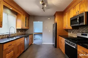 60 Houston Terrace, Stamford, CT 06902 - Photo 3