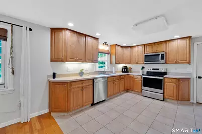 24 Bridge Lane, Enfield, CT 06082 - Photo 7