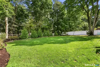 118 Lloyd Drive, Fairfield, CT 06825 - Photo 31