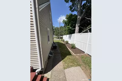 31 Ives Street, Hamden, CT 06518 - Photo 19