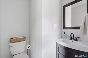 21 Richard St, West Hartford, CT 06119 - Photo 19