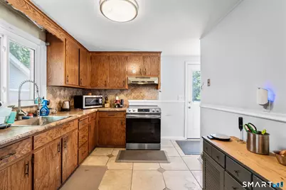 14 Hillsdale Avenue, Wethersfield, CT 06109 - Photo 11