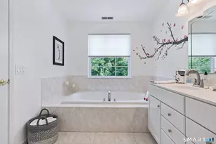 1 Cambridge Dr, Danbury, CT 06811 - Photo 31