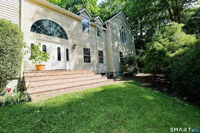 123A Peaceable Street, Redding, CT 06896 - Photo 9