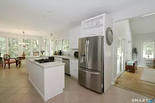 123A Peaceable St, Redding, CT 06896 - Photo 17