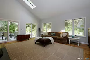 123A Peaceable St, Redding, CT 06896 - Photo 15