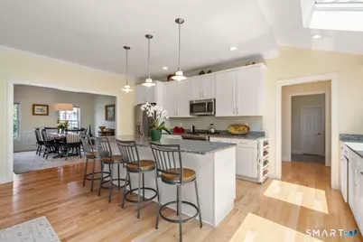 12 Stratford Road, West Hartford, CT 06117 - Photo 3