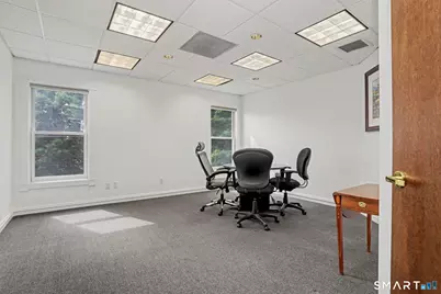 27 Mill Plain Road #4, Danbury, CT 06811 - Photo 9