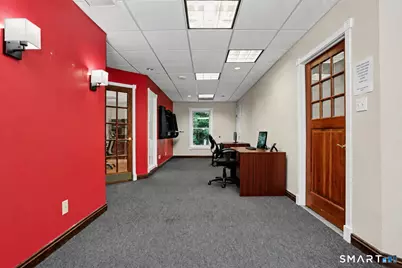27 Mill Plain Road #4, Danbury, CT 06811 - Photo 5