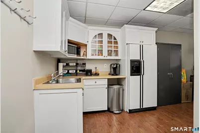 27 Mill Plain Road #4, Danbury, CT 06811 - Photo 13
